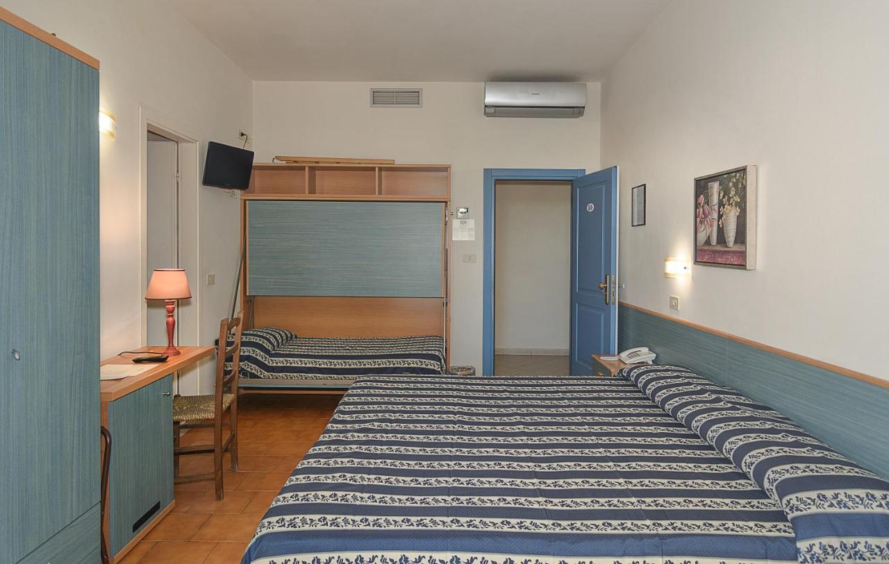 Hotel Apuana Marina di Pietrasanta Luaran gambar