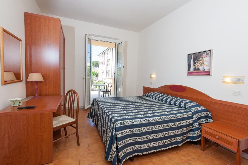 Hotel Apuana Marina di Pietrasanta Luaran gambar
